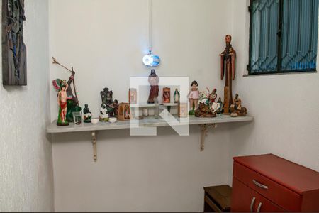 Casa de condomínio à venda com 300m², 4 quartos e 4 vagas Casa de condomínio à venda com 300m², 4 quartos e 4 vagasComodo