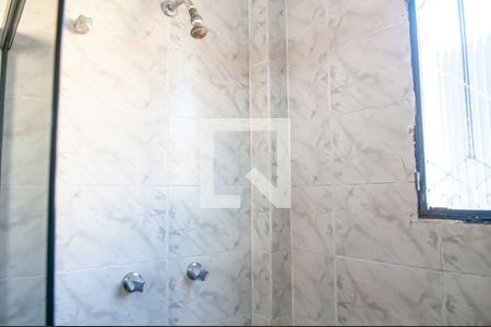 Casa de condomínio à venda com 300m², 4 quartos e 4 vagas Casa de condomínio à venda com 300m², 4 quartos e 4 vagasQuarto 4 - Suite