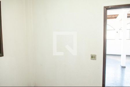 Casa de condomínio à venda com 300m², 4 quartos e 4 vagas Casa de condomínio à venda com 300m², 4 quartos e 4 vagasTerraço - Quarto