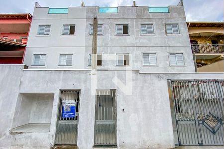Apartamento à venda com 45m², 2 quartos e 1 vaga Apartamento à venda com 45m², 2 quartos e 1 vagaFachada
