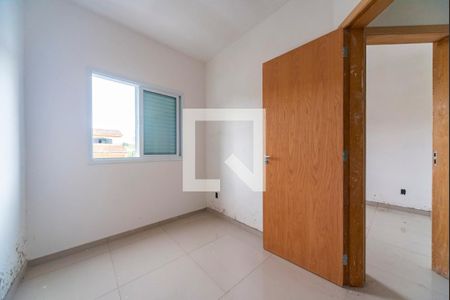 Quarto 1 de apartamento à venda com 2 quartos, 45m² em Parque Gerassi, Santo André