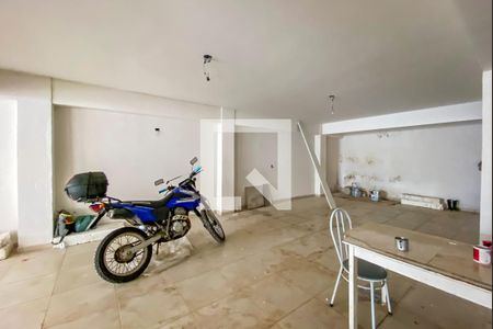 Apartamento à venda com 45m², 2 quartos e 1 vaga Apartamento à venda com 45m², 2 quartos e 1 vagaGaragem