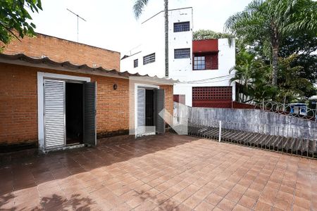 Casa para alugar com 316m², 4 quartos e 5 vagas Casa para alugar com 316m², 4 quartos e 5 vagasvaranda suíte 1 - 2
