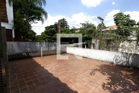 Casa para alugar com 316m², 4 quartos e 5 vagas Casa para alugar com 316m², 4 quartos e 5 vagasvaranda suíte 1 - 2