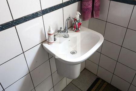 Casa para alugar com 316m², 4 quartos e 5 vagas Casa para alugar com 316m², 4 quartos e 5 vagasBanheiro da Suíte 1