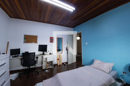 quarto 3 de casa à venda com 5 quartos, 275m² em Vila Lúcia, São Paulo