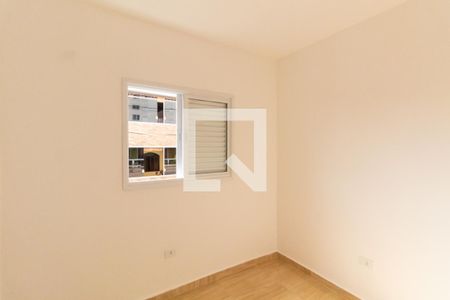 Quarto 2 de apartamento para alugar com 2 quartos, 26m² em Parque Císper, São Paulo
