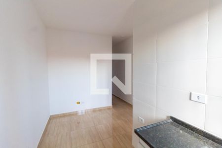 Sala/Cozinha de apartamento para alugar com 1 quarto, 35m² em Parque Císper, São Paulo