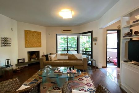 Sala de apartamento à venda com 3 quartos, 126m² em Real Parque, São Paulo