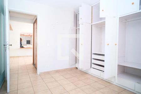 Quarto 2 de apartamento à venda com 2 quartos, 80m² em Vila Madalena, São Paulo