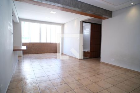 Sala de apartamento à venda com 2 quartos, 80m² em Vila Madalena, São Paulo