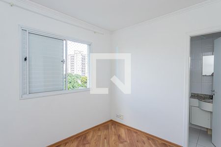 Suite de apartamento para alugar com 2 quartos, 64m² em Vila Mangalot, São Paulo