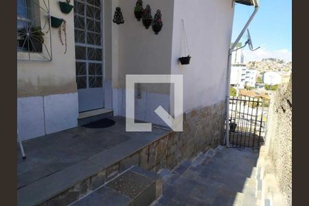 Casa à venda com 140m², 3 quartos e sem vaga