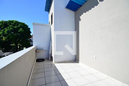 Apartamento à venda com 3 quartos, 180m² em Planalto, Belo Horizonte