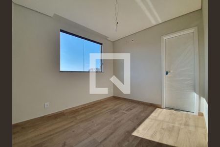 Apartamento à venda com 3 quartos, 122m² em Planalto, Belo Horizonte