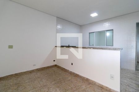 Sala de casa para alugar com 2 quartos, 40m² em Vila Zat, São Paulo