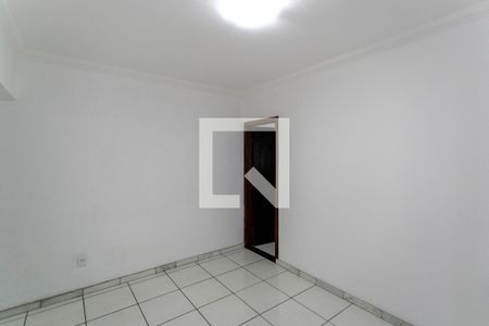 Sala de casa à venda com 2 quartos, 110m² em Piratininga, Belo Horizonte