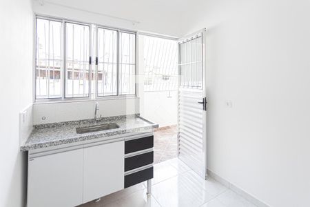 Cozinha de casa para alugar com 1 quarto, 22m² em Mutinga, Osasco