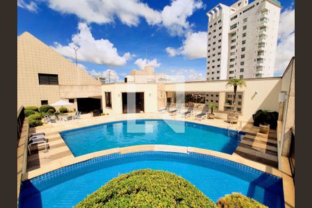 Apartamento à venda com 3 quartos, 587m² em Belvedere, Belo Horizonte