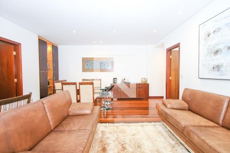 Apartamento à venda com 3 quartos, 100m² em Lourdes, Belo Horizonte