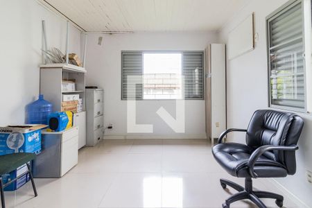 Dormitório2 de casa à venda com 5 quartos, 200m² em Camaquã, Porto Alegre