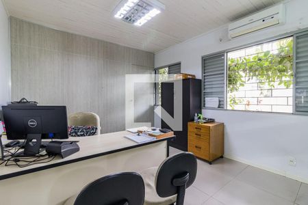 Casa à venda com 200m², 5 quartos e 15 vagasSala