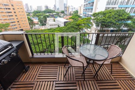 Sacada de apartamento à venda com 4 quartos, 140m² em Butantã, São Paulo