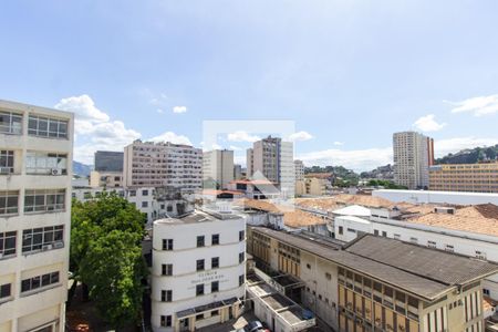 Vista Quarto 1 de apartamento para alugar com 2 quartos, 46m² em Centro, Rio de Janeiro