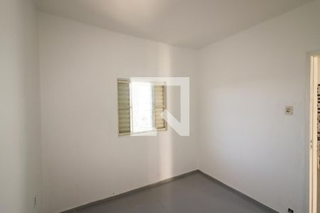 Quarto 1 de casa para alugar com 2 quartos, 55m² em Vila Jardim, Porto Alegre