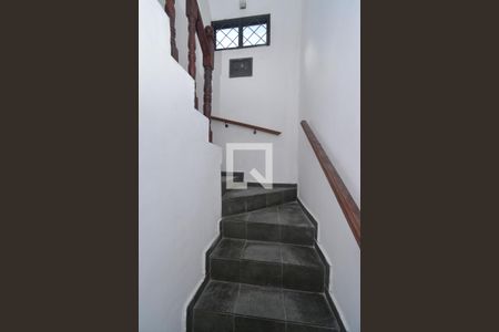 Escada de casa à venda com 3 quartos, 167m² em Parque Continental Ii, Guarulhos