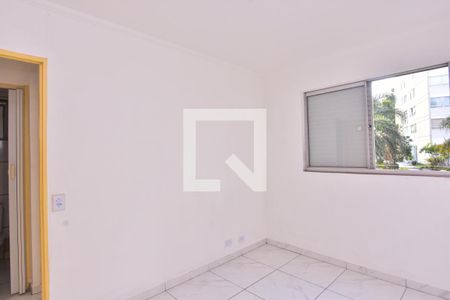 Quarto 1 de apartamento para alugar com 2 quartos, 70m² em Jardim Independência, São Paulo