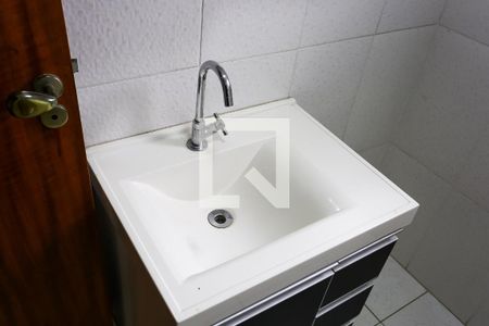 Banheiro de casa para alugar com 2 quartos, 125m² em Jardim Maria Rosa, Taboão da Serra