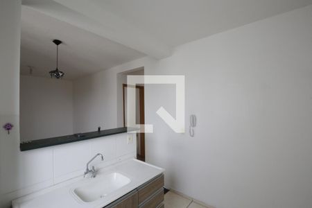 Cozinha e Área de Serviço de apartamento para alugar com 2 quartos, 42m² em Vila Urupês, Suzano