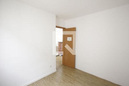 Quarto de apartamento para alugar com 2 quartos, 42m² em Vila Urupês, Suzano