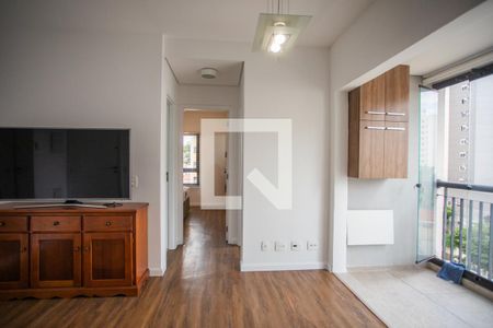 Sala / Cozinha de apartamento para alugar com 2 quartos, 55m² em Saúde, São Paulo