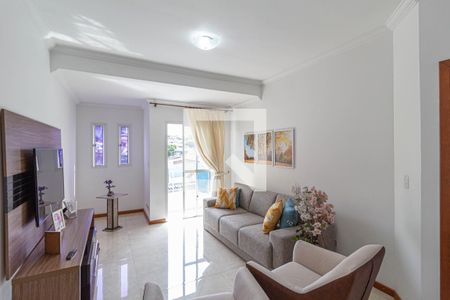 Casa à venda com 194m², 3 quartos e 2 vagasSala