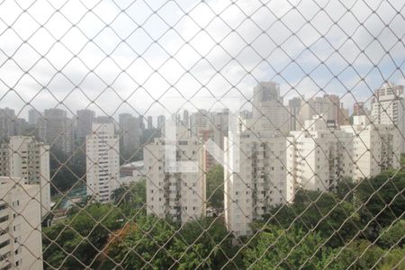 Vista do quarto 1 de apartamento para alugar com 3 quartos, 123m² em Vila Suzana, São Paulo