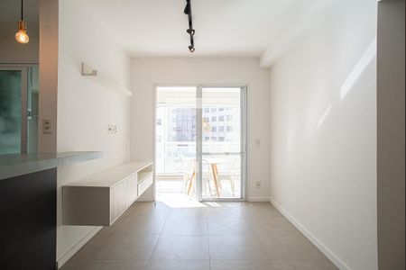 Sala de apartamento para alugar com 2 quartos, 76m² em Centro, São Paulo