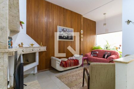 Sala de TV de casa à venda com 4 quartos, 286m² em Jardim Conceição, Campinas