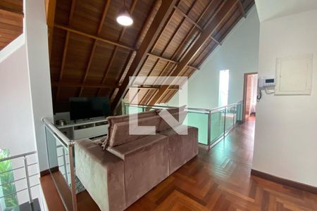 Sala de Estar de casa à venda com 3 quartos, 275m² em Parque Assunção, Taboão da Serra
