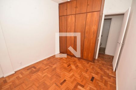 Quarto 1 de apartamento à venda com 2 quartos, 65m² em Laranjeiras, Rio de Janeiro