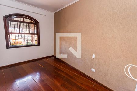 Quarto 1 de casa para alugar com 3 quartos, 300m² em Conjunto Residencial Santa Terezinha, São Paulo