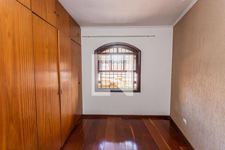 Quarto 1 de casa para alugar com 3 quartos, 300m² em Conjunto Residencial Santa Terezinha, São Paulo