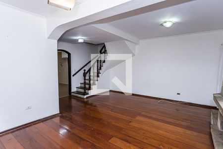 Sala de casa para alugar com 3 quartos, 300m² em Conjunto Residencial Santa Terezinha, São Paulo