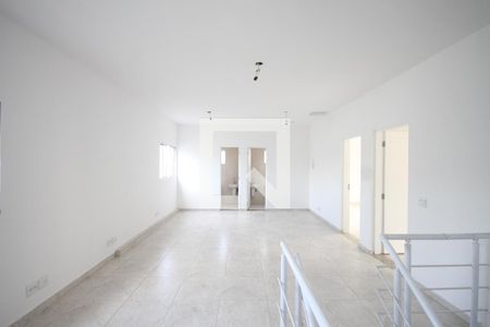 Sala de casa para alugar com 3 quartos, 147m² em Vila Santo Estefano, São Paulo