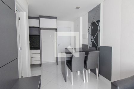 Sala de apartamento para alugar com 1 quarto, 60m² em Vila Izabel, Curitiba