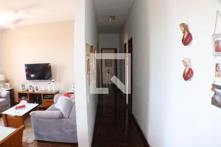 Corredor de apartamento à venda com 3 quartos, 85m² em Taquara, Rio de Janeiro