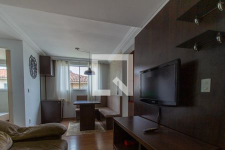 Sala de apartamento para alugar com 2 quartos, 42m² em Sítio Cercado, Curitiba