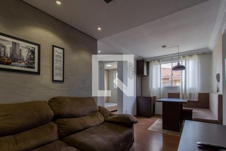 Sala de apartamento para alugar com 2 quartos, 42m² em Sítio Cercado, Curitiba