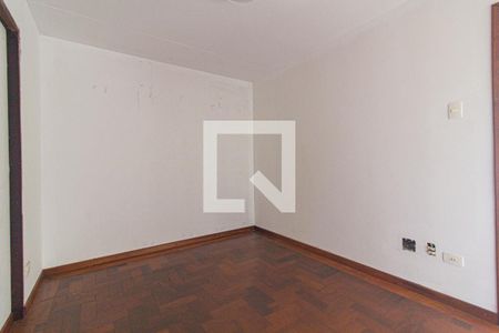 Casa para alugar com 402m², 5 quartos e 4 vagas Casa para alugar com 402m², 5 quartos e 4 vagasQuarto 5 - Edícula